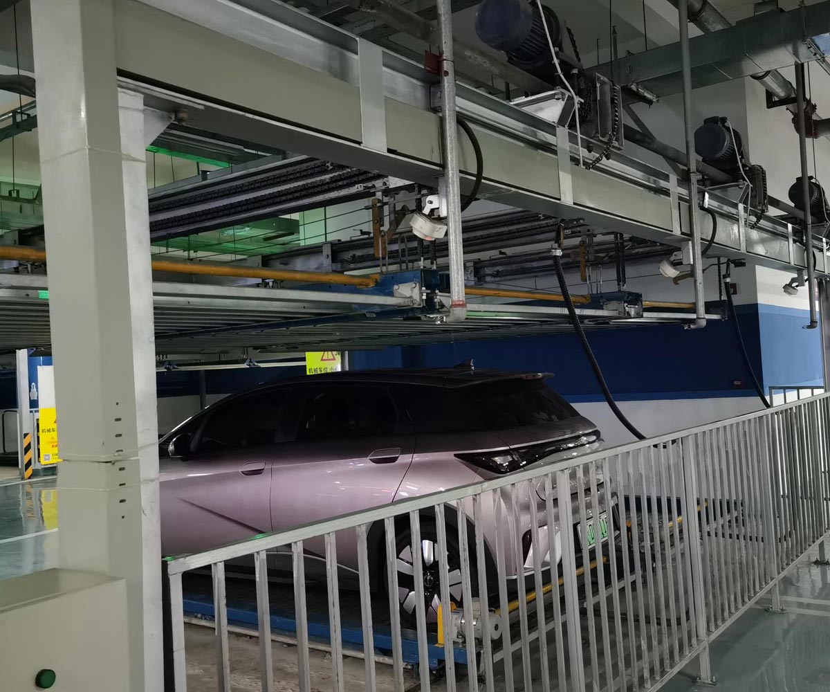 小区停车难需立体车库的相关政策扶持